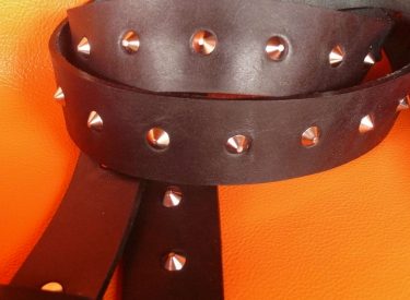 40mm unisex pyramid studded belt - size 30-42 (From R350)