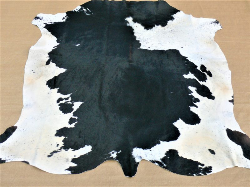 Nguni - BlW 31 (a) 187x169 (R3 500)